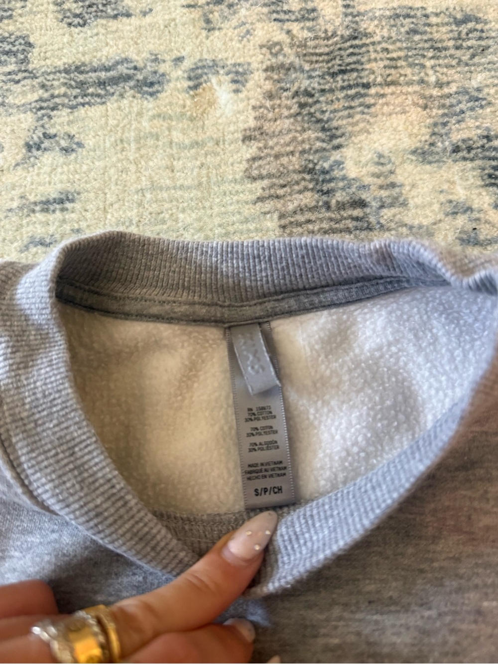 SKIMS Heather Gray Crewneck Sweatshirt and sweatpants set - Picture 3 of 5